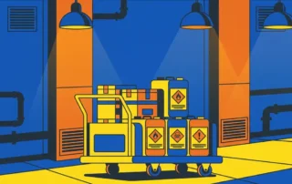 Chemische opslagtrolley met GHS-gevaarpictogrammen op gelabelde containers in industriële gang.